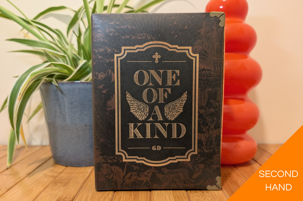 G-Dragon - One Of A Kind (Bronze Version)