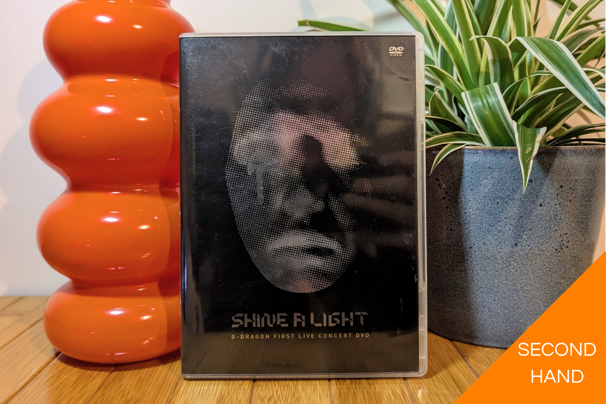 G-Dragon - Shine A Light Tour (Japanese Release 2DVD)