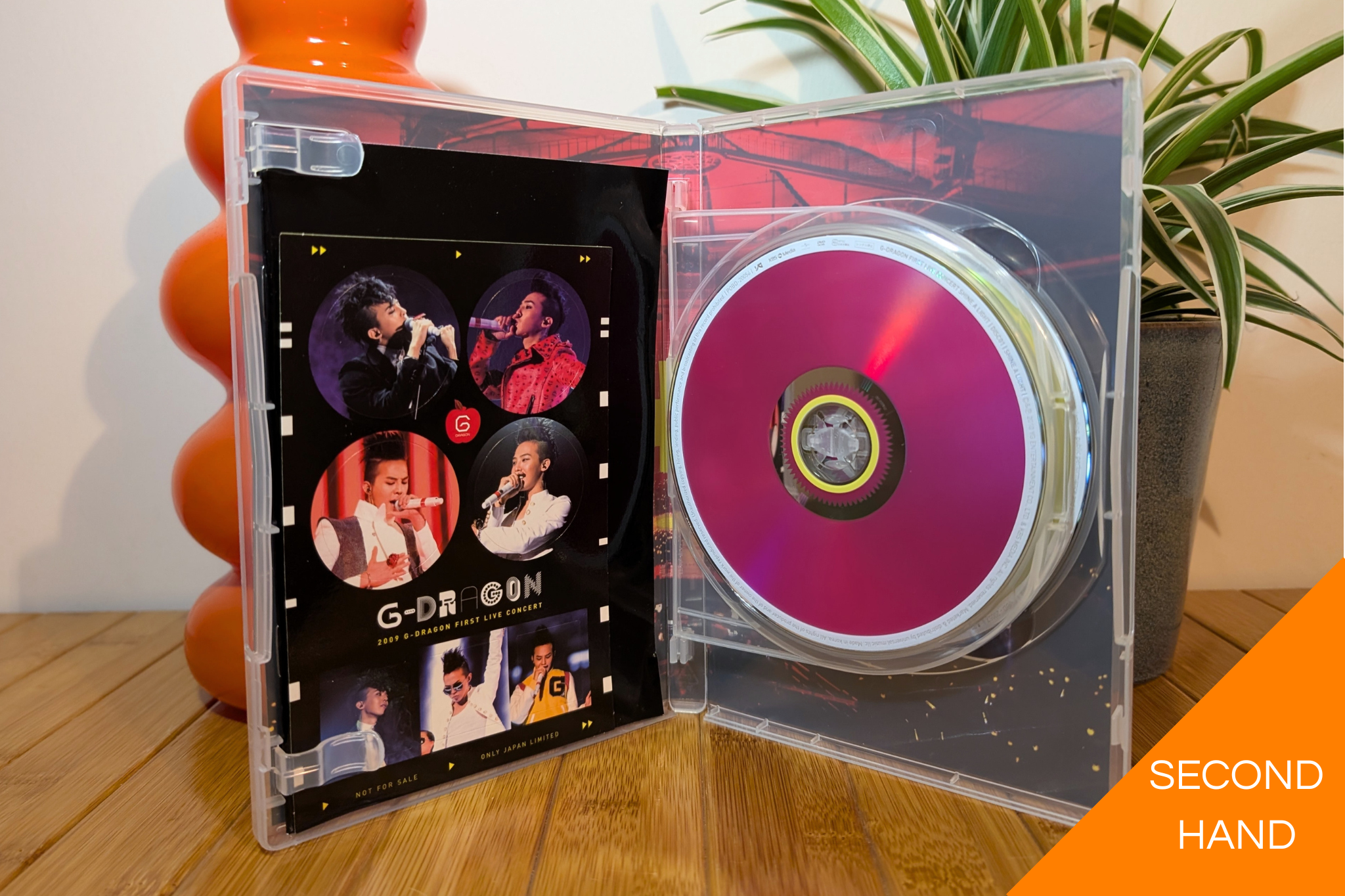 G-Dragon - Shine A Light Tour (Japanese Release 2DVD)