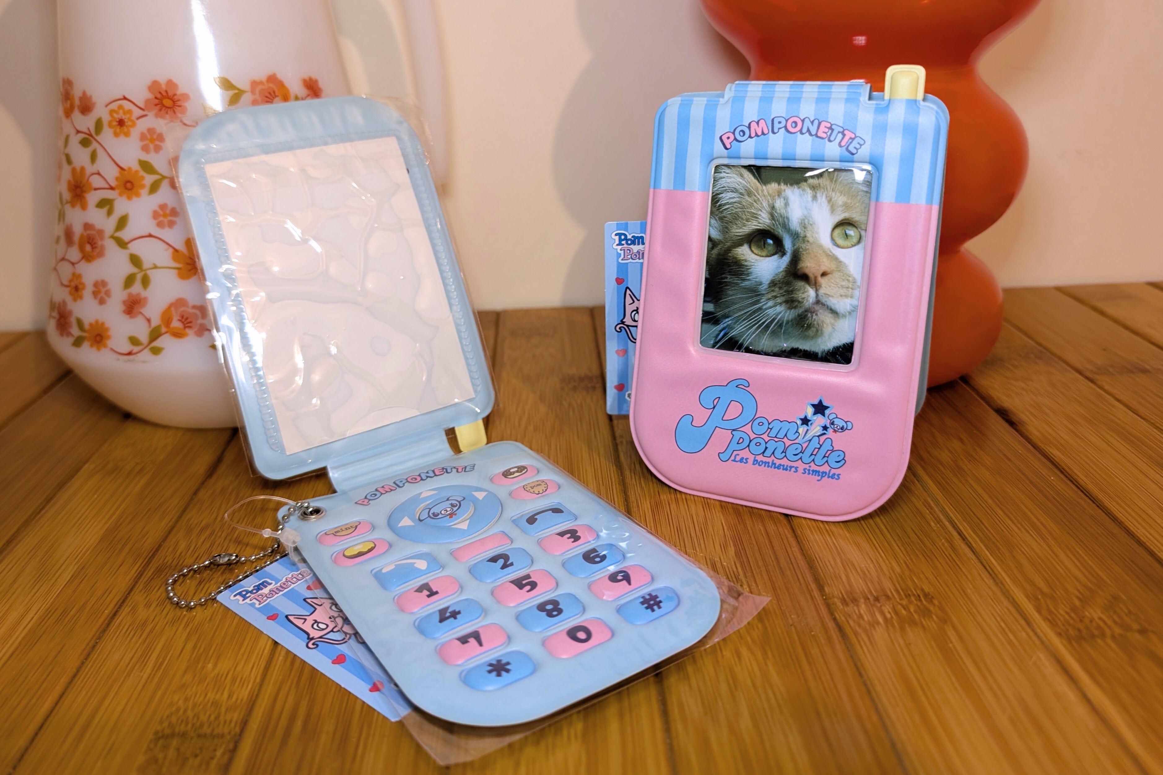 Pom Ponette PVC Flip Phone Photocard Holder